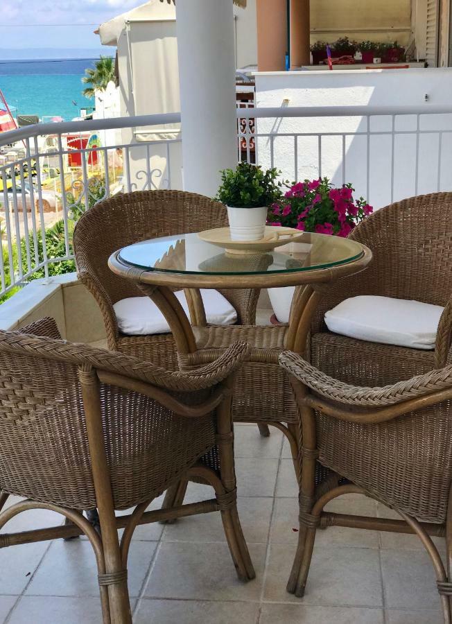 Sand & Sea Design Apartment Pefkochori Bagian luar foto
