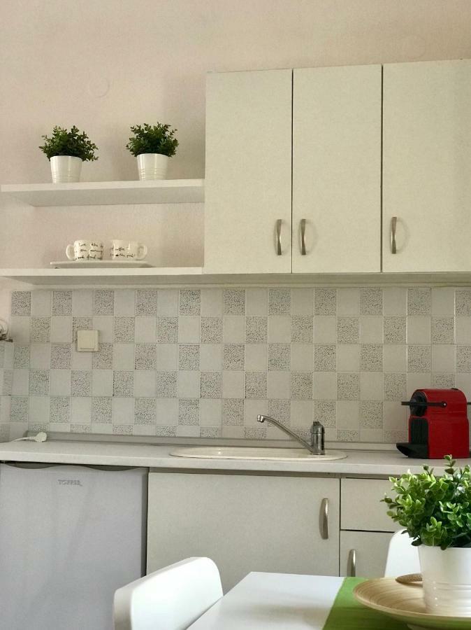 Sand & Sea Design Apartment Pefkochori Bagian luar foto